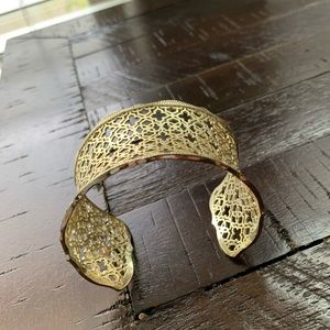 Kendra Scott gold cuff bracelet